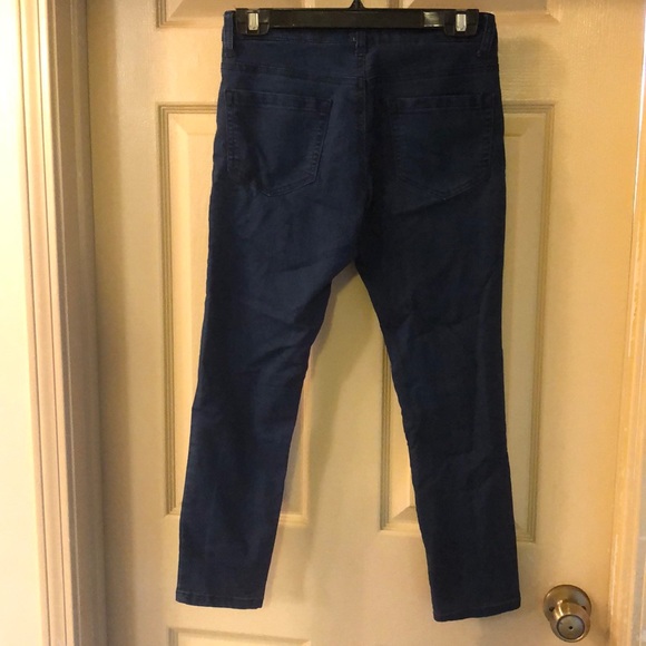 Forever 21 blue jeans. - Picture 2 of 3